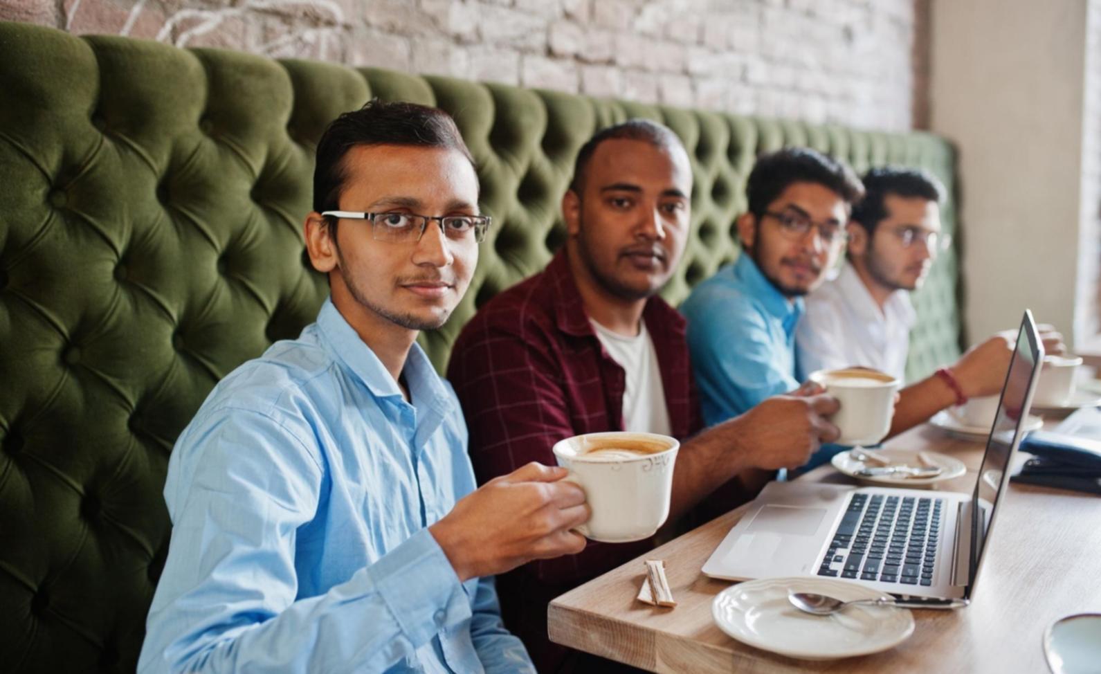 Environnement de travail collaboratif pour l'apprentissage financier